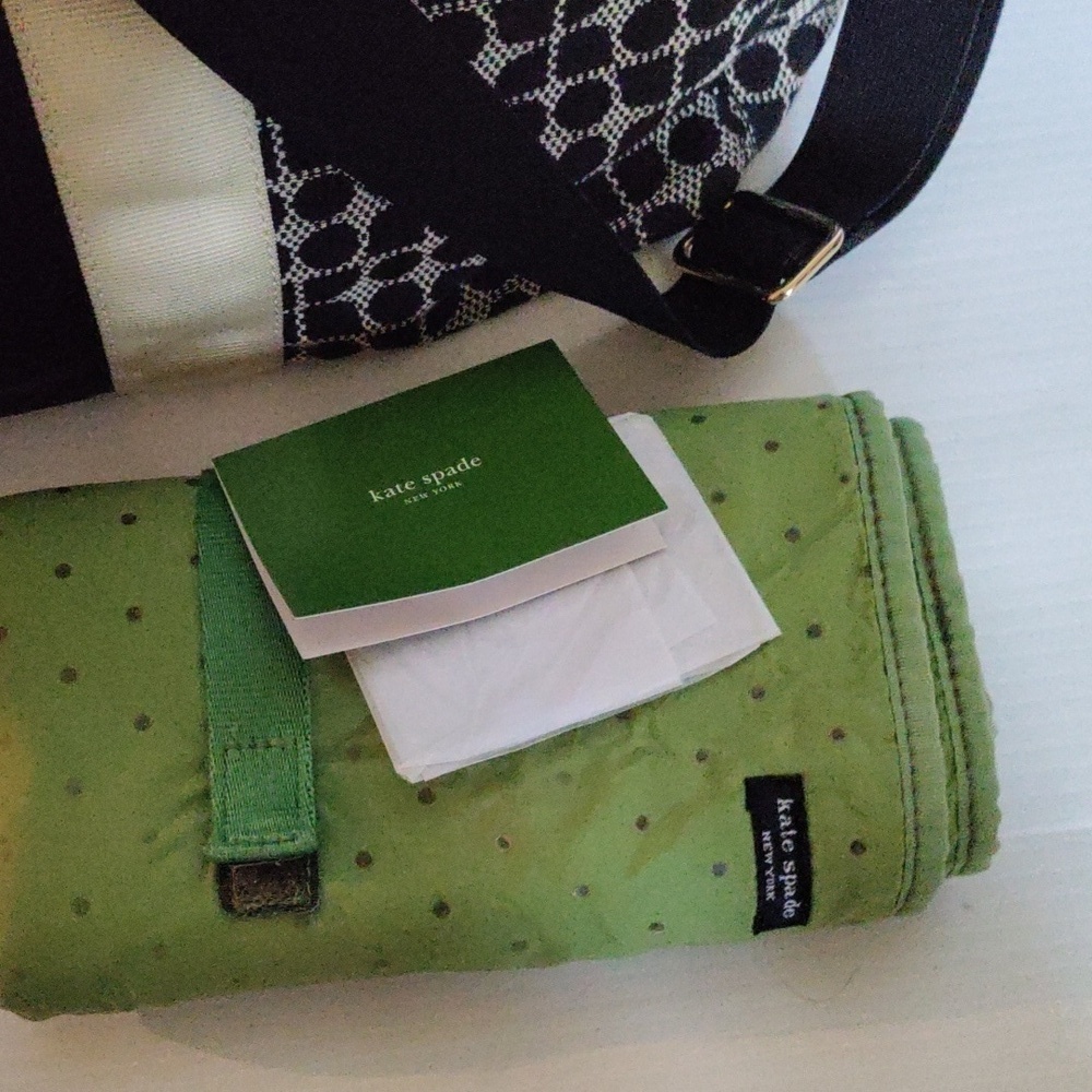 Kate Spade Serena Baby bag with Convertible Changing Pad in B/ W Basic Nylon - Picture 6 of 9